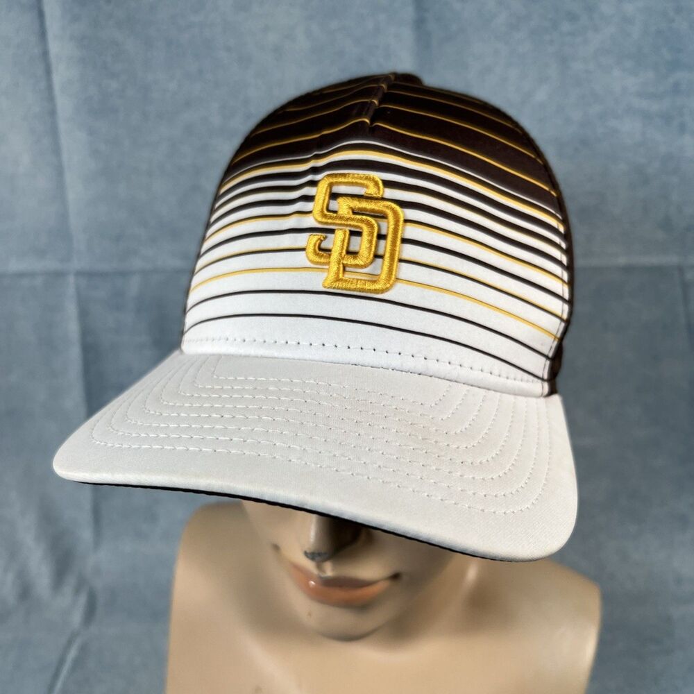 Men's New Era Brown San Diego Padres Gradient 9FORTY M-Crown Adjustable Hat